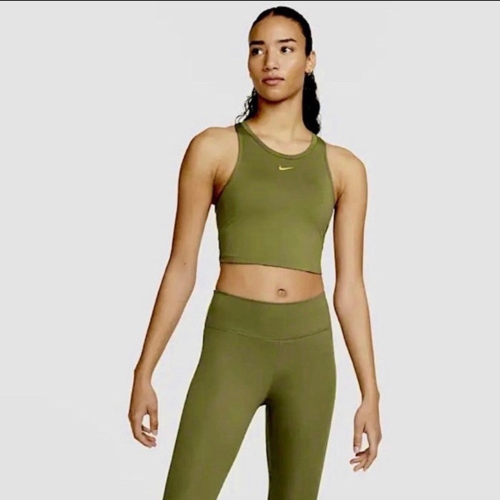 Nike Dri-FIT One Luxe Racerback Crop Tank